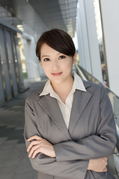 Porträt der attraktiven asiatischen Geschäftsfrau - Foto, Bild