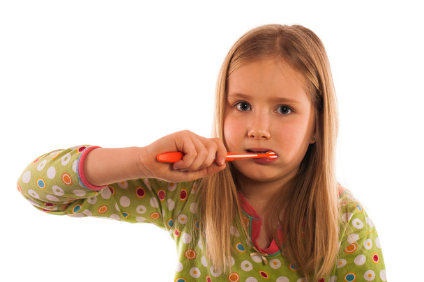 mała dziewczynka mycie zębów - Zdjęcie, obraz