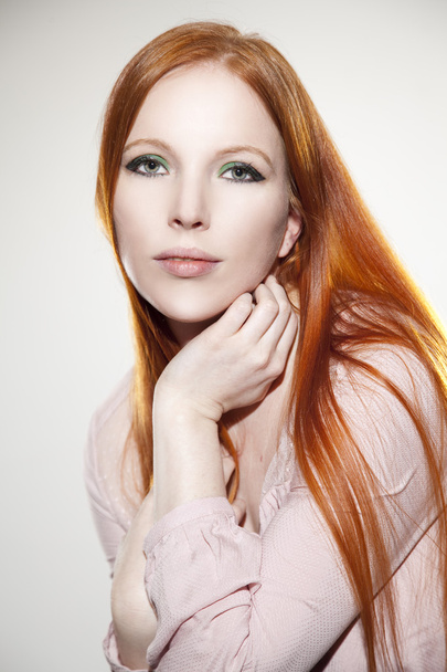 Beautiful woman with red hair - Φωτογραφία, εικόνα