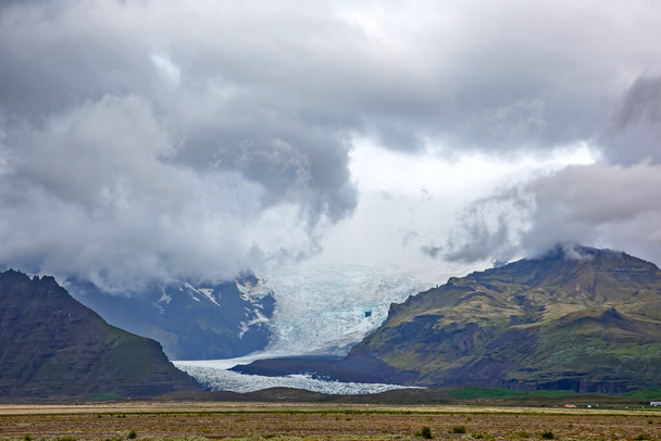 Glacier in the mountains of Iceland - Photo, Image