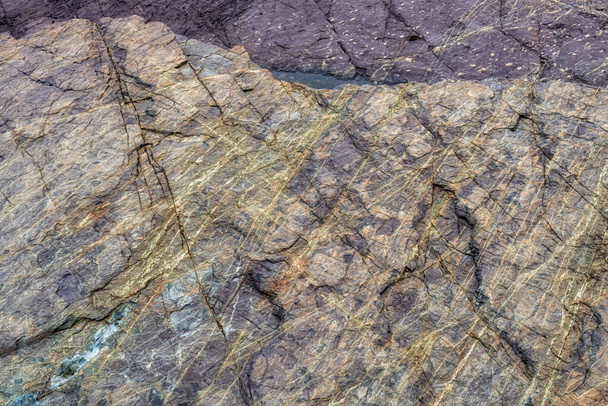 Varie formazioni rocciose sparate da vicino nell'isola di Geoje Sinseondae, Corea del Sud. - Foto, immagini
