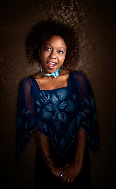 Прелестная афроамериканская женщина
 - Фото, изображение