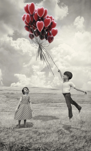 Діти з повітряними кульками
 - Фото, зображення