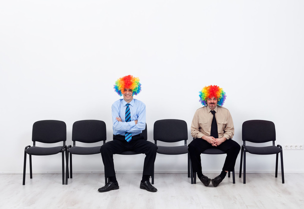 Des clowns attendent
 - Photo, image
