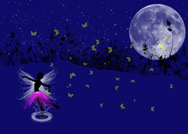 月の下で妖精ダンサー - 写真・画像