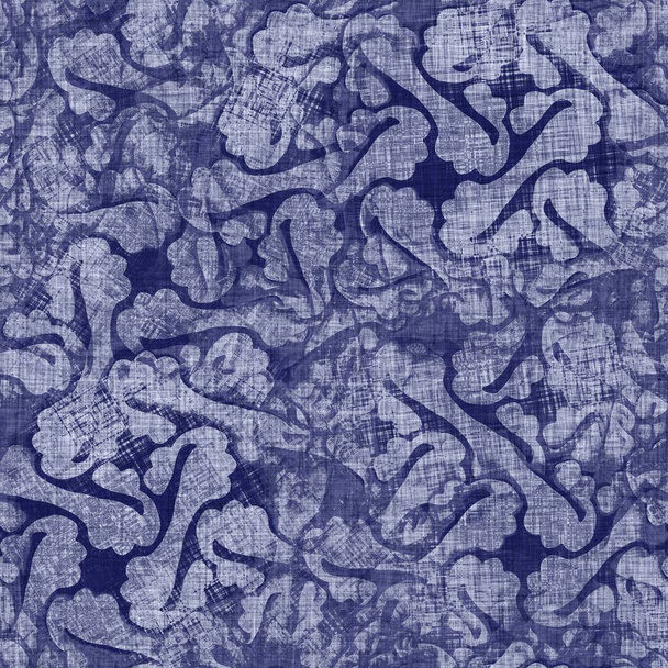 Bezešvé indigové skvrnité textury. Modrá tkaná boro bavlna barvený efekt pozadí. Japonci opakují Batik vzdorovat vzorci. Zoufalý bělidlo kravat. Asijské fusion allover kimono textil. Opotřebovaný potisk látky - Fotografie, Obrázek
