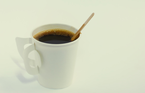 ビンテージ スタイルの蒸し紙のコーヒー カップ - 写真・画像