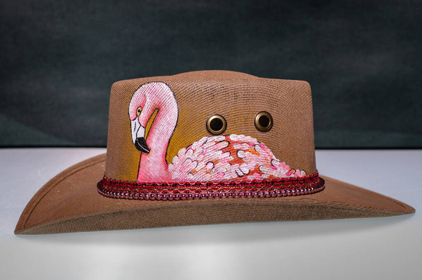 Güzel ve renkli el boyalı Meksika şapkası - Fotoğraf, Görsel