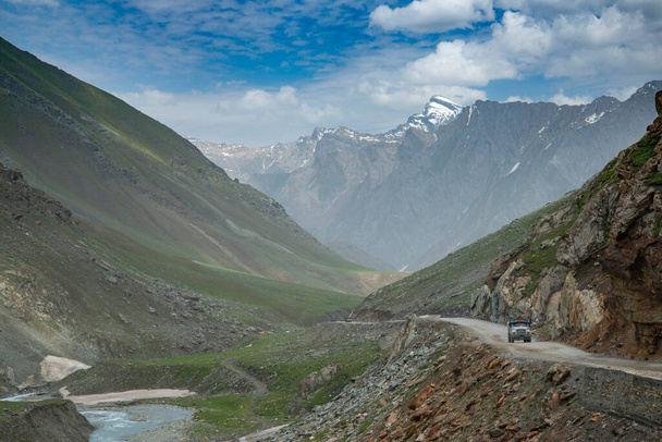 Zoji La Pass, Jammu ve Kashmir 'deki manzara, Hindistan - Fotoğraf, Görsel