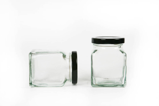 Glasflaschen auf weißem Hintergrund  - Foto, Bild