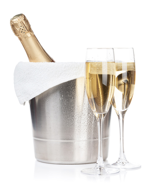 Bouteille de champagne et deux verres
 - Photo, image