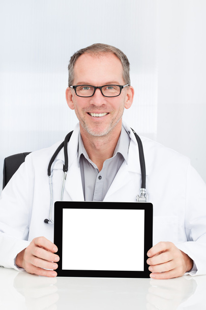 Doctor Showing Digital Tablet - Photo, image