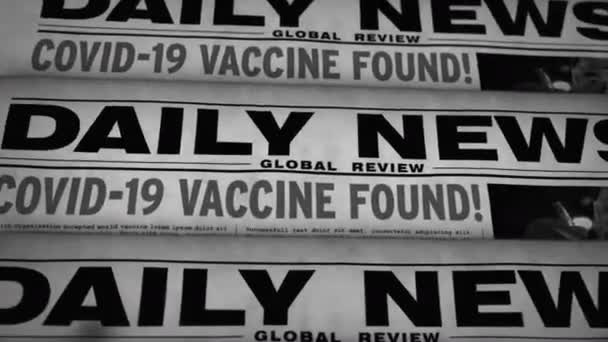 Обнаружена вакцина Ковид-19, лекарство от коронавируса, пандемии и вирусной медицины ежедневной газетной печати. Retro 3d рендеринг черно-белой анимации. Абстрактная концепция старинных бумажных СМИ. - Кадры, видео