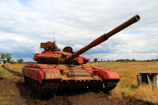 軍の戦車 - 写真・画像