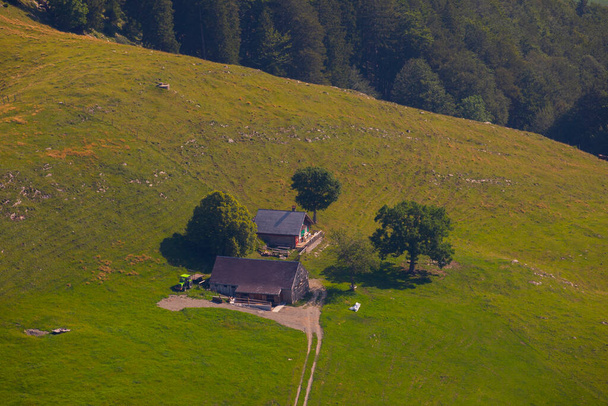 Ландшафт Хирцеля / Швейцария  - Фото, изображение