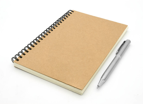 notebook sobre fundo branco vista superior espaço de cópia
 - Foto, Imagem