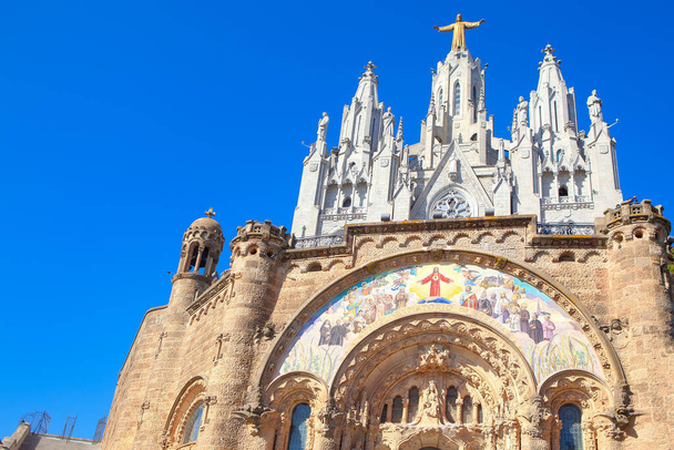 Temple of the Sacred Heart of Jesus in Barcelona . Roman Catholic church located on the summit of Mount Tibidabo - Zdjęcie, obraz