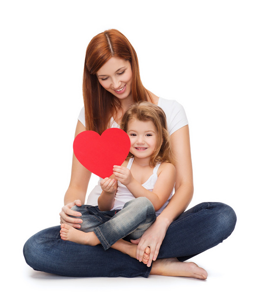 Happy mother with adorable little girl and heart - Φωτογραφία, εικόνα
