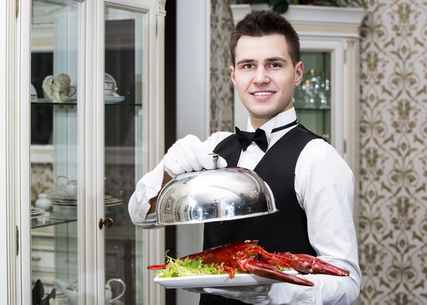 Waiter with a tray of food - Foto, Imagem