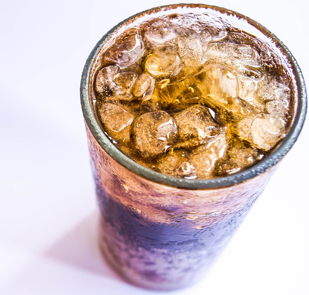 Cola z lodem w Pucharze - Zdjęcie, obraz