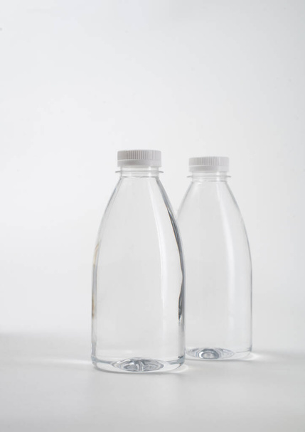 tekutý přípravek na prázdné plastové lahvičce - Fotografie, Obrázek