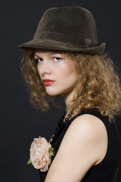 Young woman with hat - Φωτογραφία, εικόνα