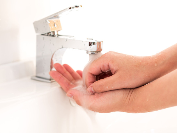 Händewaschen - Foto, Bild