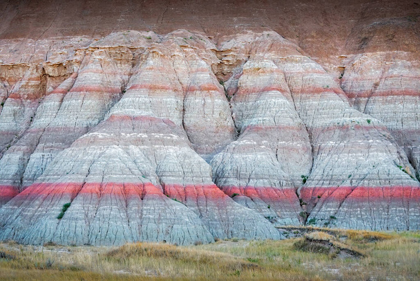 Kolorowe wzgórza w Dakota Badlands - Zdjęcie, obraz