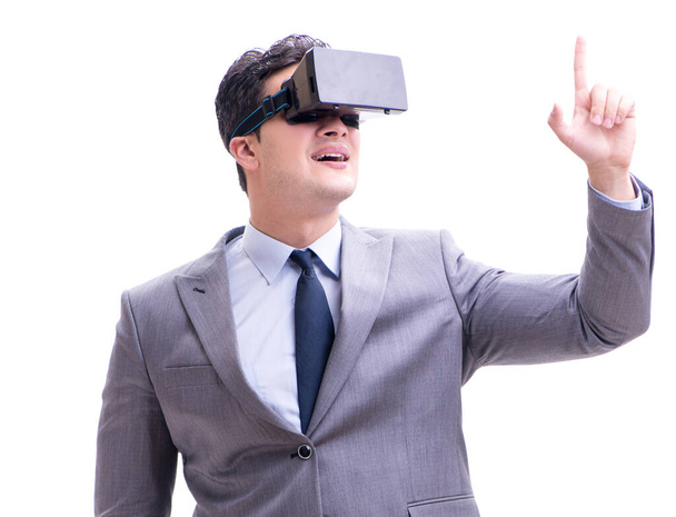 Podnikatel nosí virtuální realita VR brýle izolované na bílém - Fotografie, Obrázek