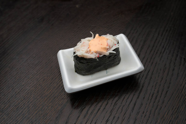 sushi on a plate - 写真・画像