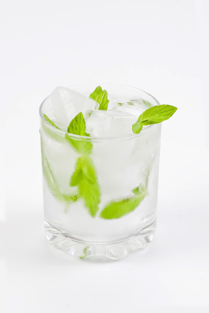 Glass of water with mint and ice - Zdjęcie, obraz