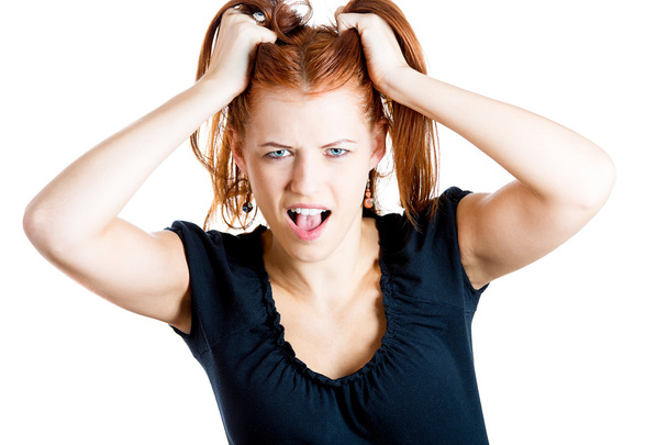 Стрессовая женщина кричит
 - Фото, изображение