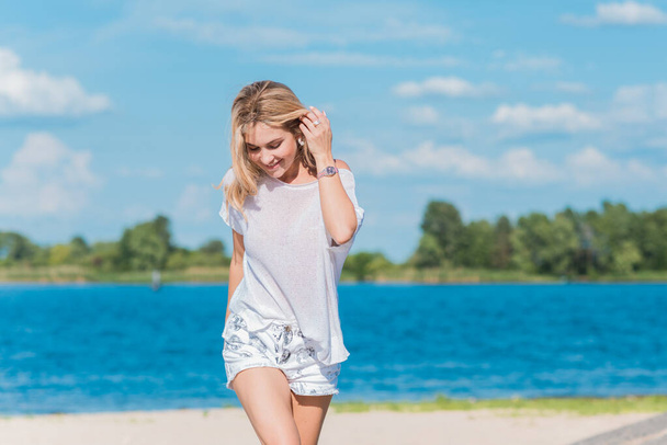Summer vibes and joyful moments. Girl enjoying a life, modern world and lifestyle - Fotoğraf, Görsel