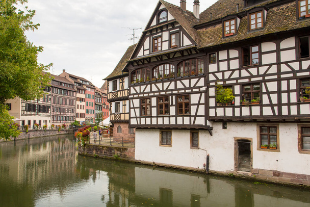 Straatsburg in de historische regio Elzas - Foto, afbeelding