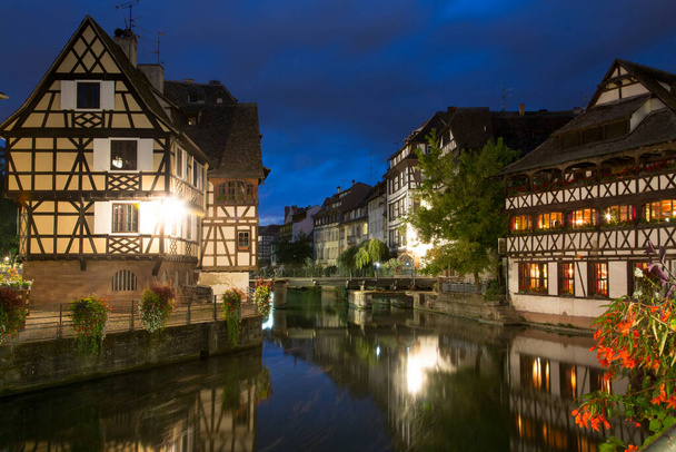 Straatsburg in de historische regio Elzas - Foto, afbeelding