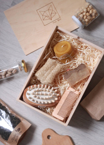 Closeup spa accessories set in wooden box, rusty style decoration   - Foto, immagini