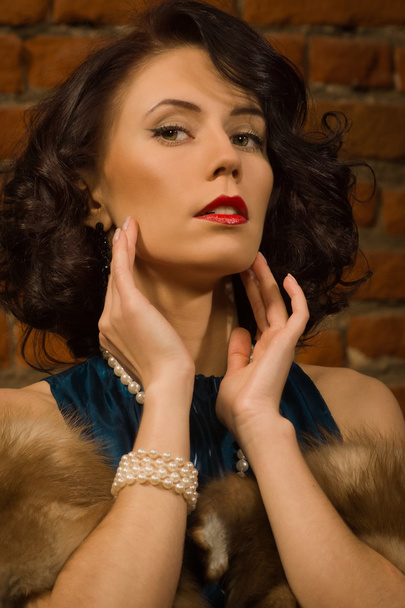 Brunette model dressed up in retro clothing - Valokuva, kuva