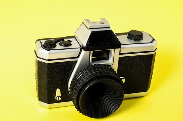 Macchina fotografica classica della foto del giocattolo di plastica di 35mm
 - Foto, immagini