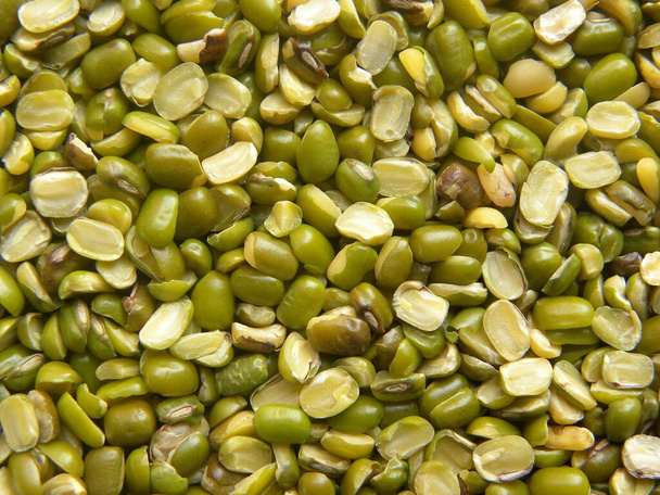 Divisione secca verde e gialla Mung dal beans - Foto, immagini
