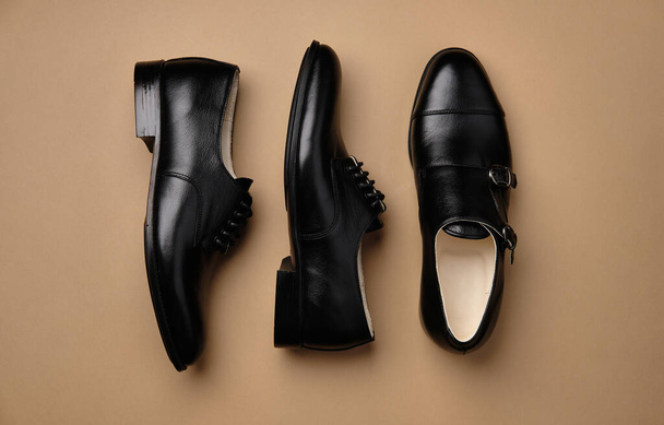 Male shoes. Men's fashion leather shoes Monk and Derby - Foto, Imagem