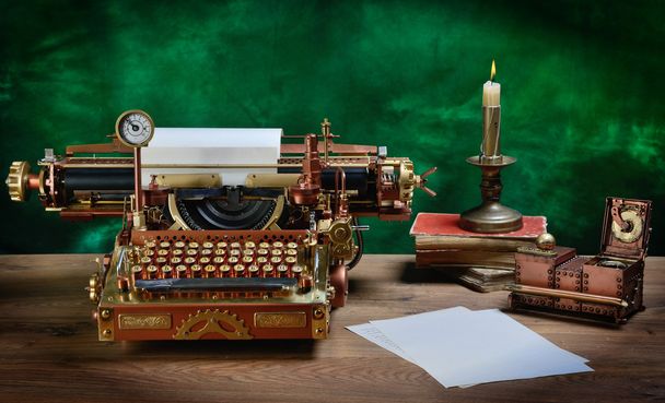 Steampunk Typewriter. - Фото, изображение