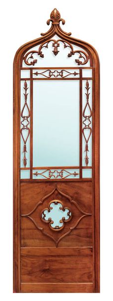 Modello di porta d'ingresso in legno gotico isolato su sfondo bianco. Elemento di design con percorso di ritaglio - Foto, immagini