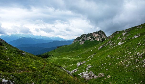 beautiful mountain landscape on a cloudy summer day. Adygea Republic - Foto, imagen