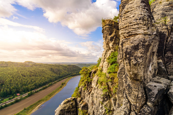 View from the bastei viewpoint of the Elbe river - beautiful landscape scenery of Sandstone mountains in Saxon Switzerland National Park, Germany - Fotografie, Obrázek