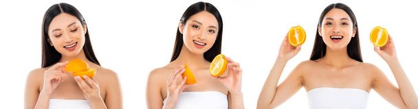 喜びに満ちたアジアの女性のコラージュは、白に隔離されたスライスオレンジを保持  - 写真・画像