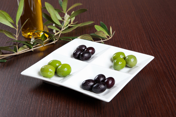 Olive verdi e nere - Foto, immagini