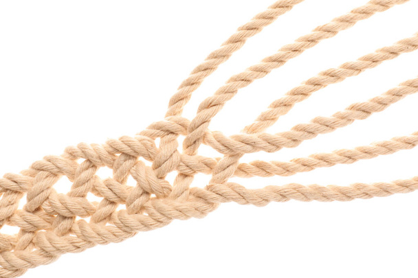 плетені мотузки на білому тлі
 - Фото, зображення