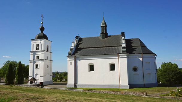 Elias Church - the burial vault of B. Khmelnitsky (Subbotov, Cherkasy region, Ukraine). Here in 1657 B. Khmelnitsky was buried, whose body disappeared in 1664. This unique architectural monument is depicted on the five-hryvny banknote. - Photo, Image