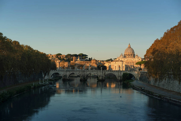 St. Peter's Basilica, Sant Angelo Bridge, Vatican, Rome, Italy - Foto, Bild