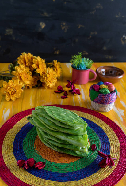 Nopales Mexický jedlý kaktus, Mexiko Kuchyně scéna. - Fotografie, Obrázek